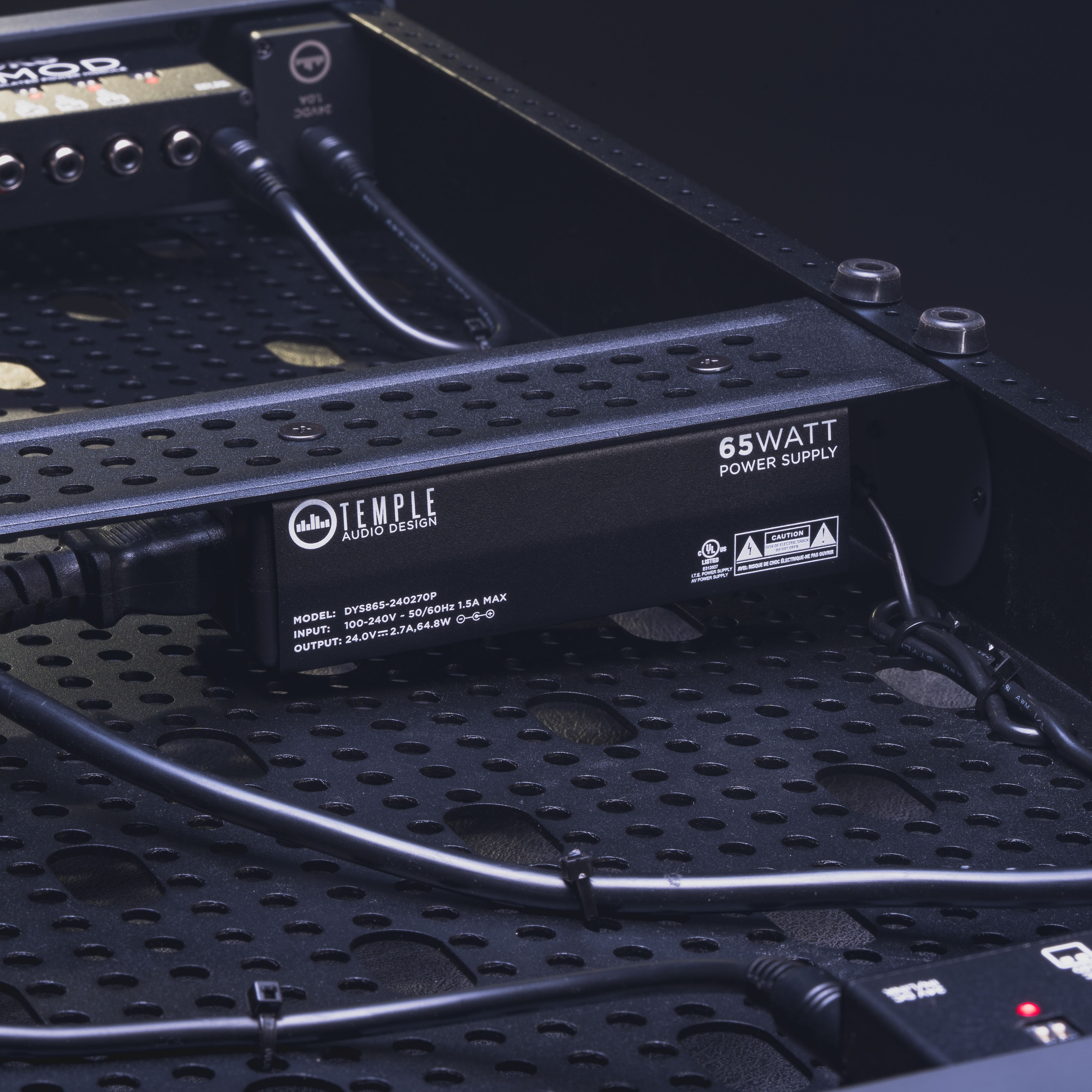 65W Power Brick Photo